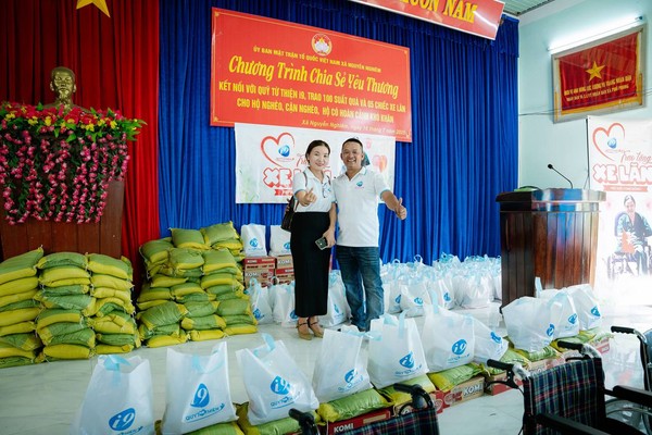 Hình ảnh minh họa lợi ích học tập tại ZBET, với biểu tượng chuyên gia và cộng đồng